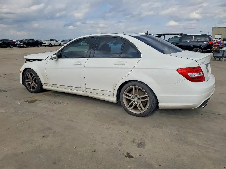 2014 MERCEDES-BENZ C 250  