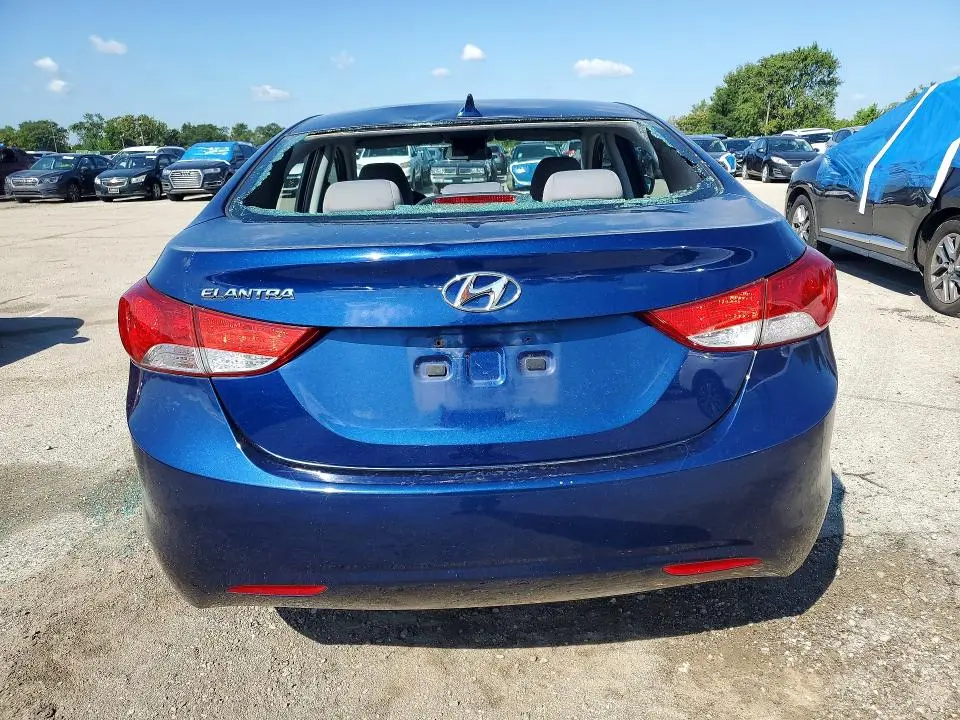 2013 HYUNDAI ELANTRA GLS  