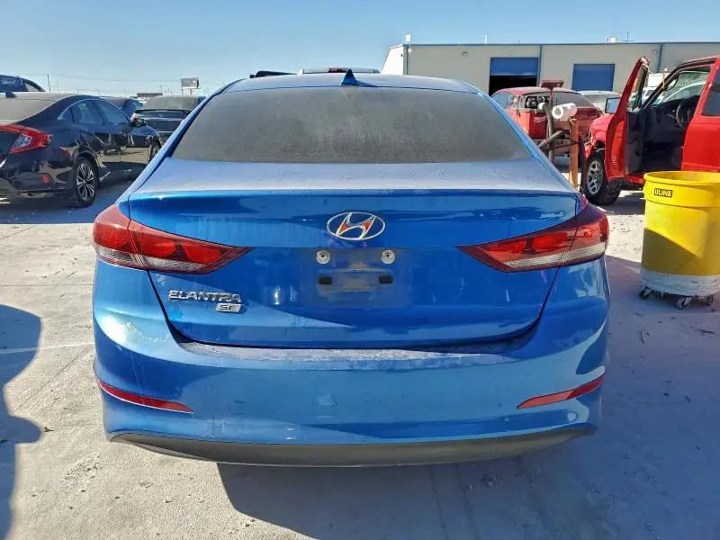 2017 HYUNDAI ELANTRA SE  