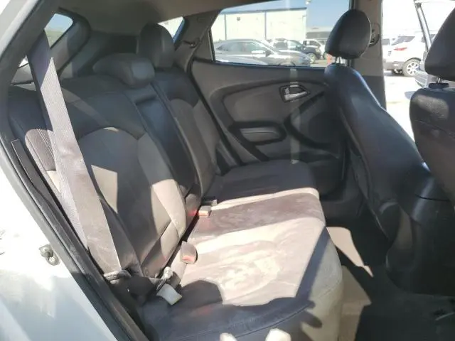 2011 HYUNDAI TUCSON GLS  