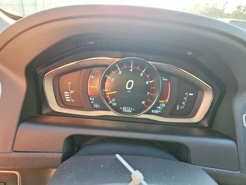 2016 VOLVO XC60 T5 PREMIER  
