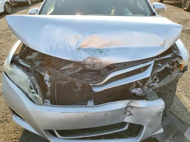 2013 TOYOTA VENZA LE  