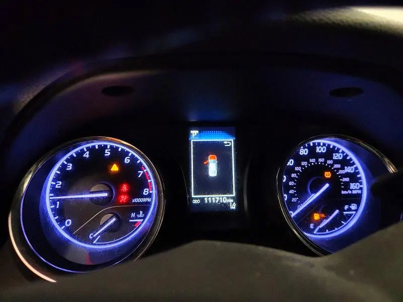 2019 TOYOTA CAMRY SE  
