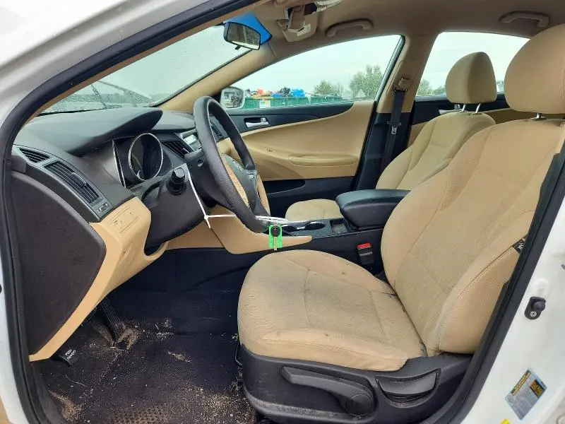 2011 HYUNDAI SONATA GLS  