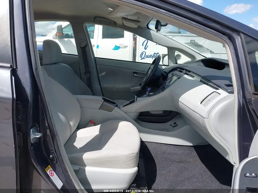 2014 TOYOTA PRIUS THREE