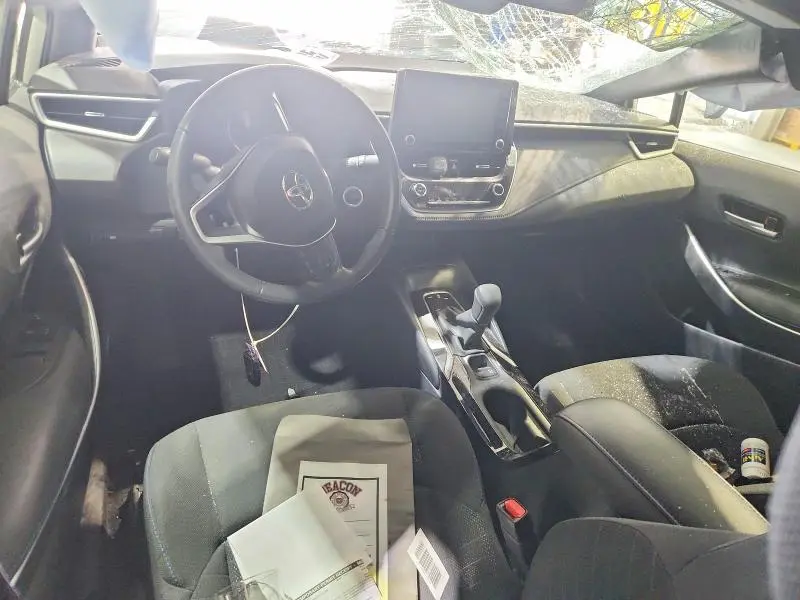 2022 TOYOTA COROLLA SE  