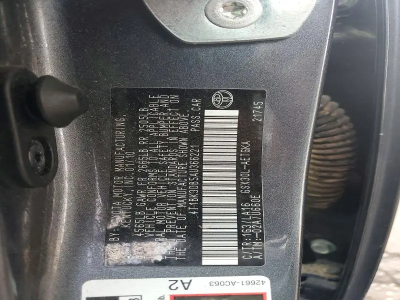 2010 TOYOTA AVALON XL  