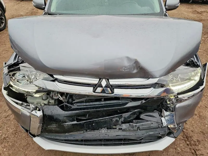 2017 MITSUBISHI OUTLANDER SE  