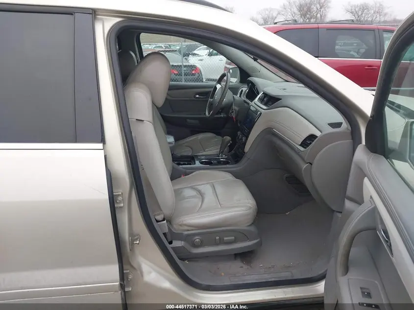 2014 CHEVROLET TRAVERSE 2LT