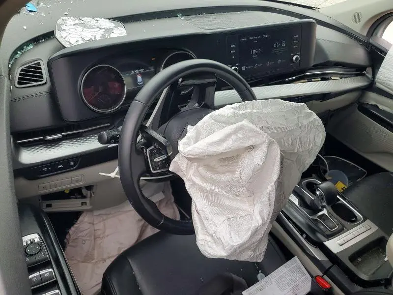 2023 KIA CARNIVAL LX  