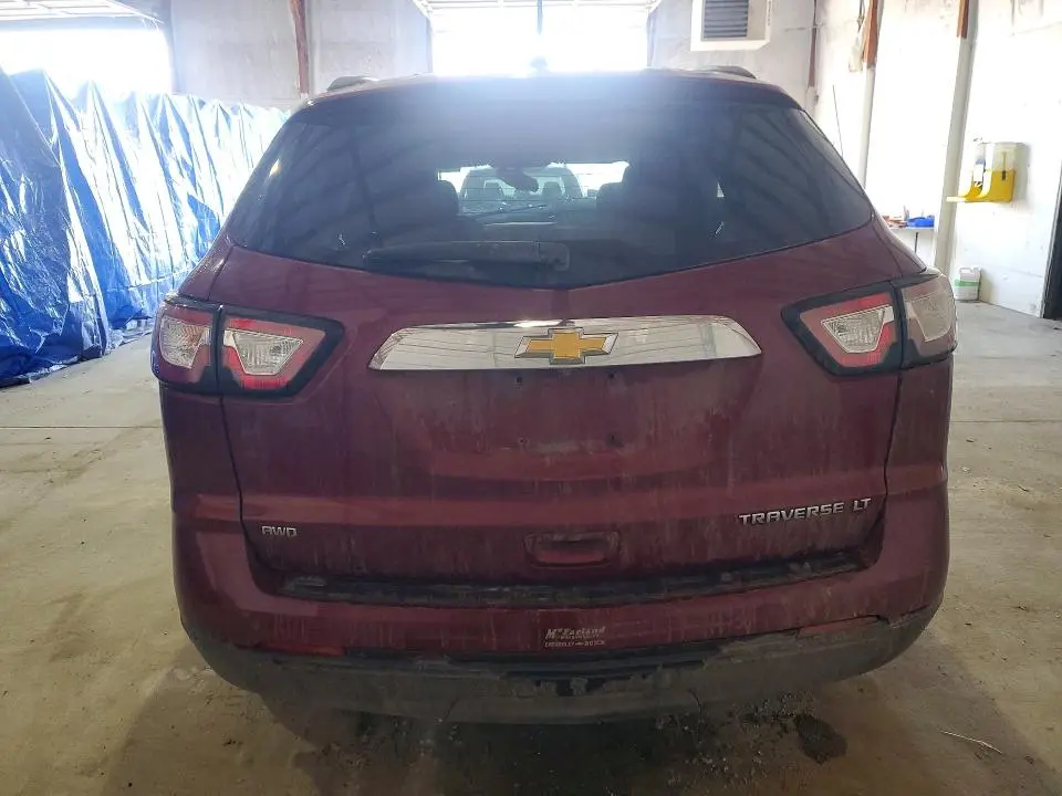 2016 CHEVROLET TRAVERSE LT  