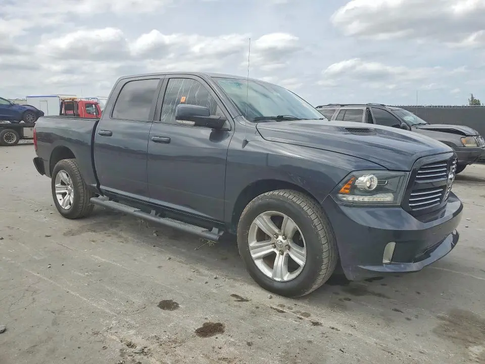2014 RAM 1500 SPORT  