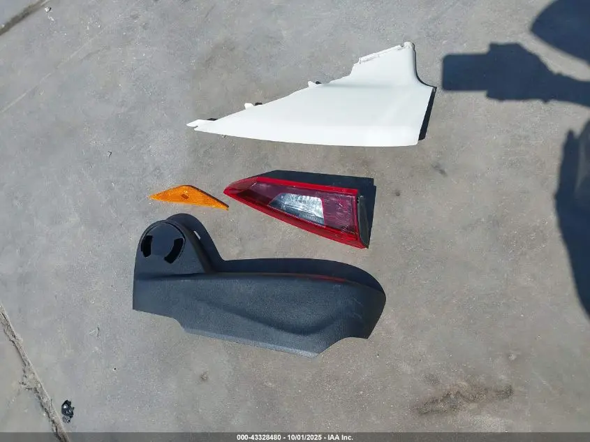 2016 MAZDA MAZDA3 I SPORT