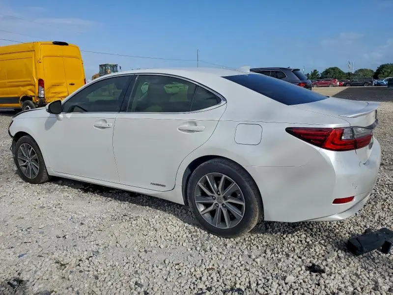2016 LEXUS ES 300H  