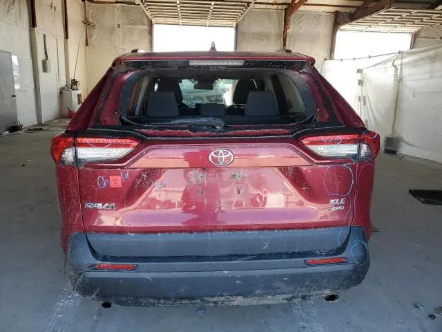 2020 TOYOTA RAV4 XLE  