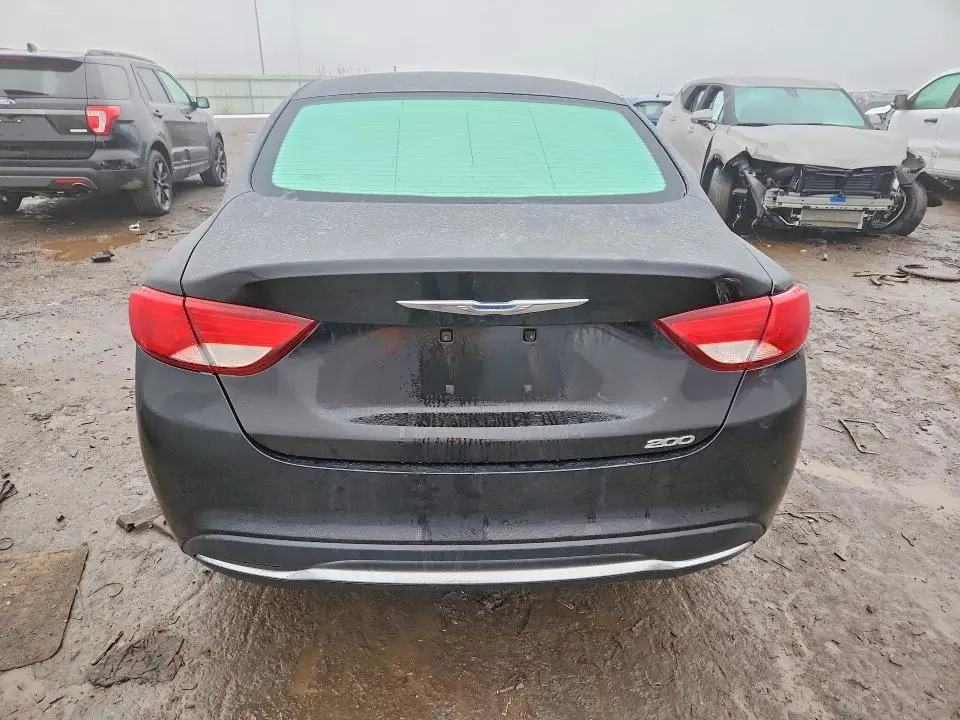 2015 CHRYSLER 200 LIMITED  