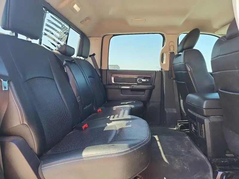 2015 RAM 1500 LARAMIE  