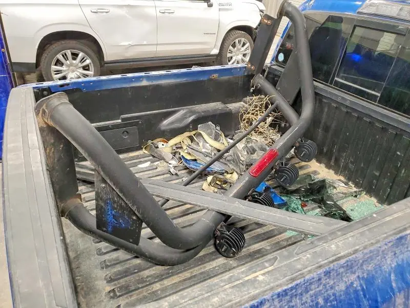 2018 TOYOTA TACOMA SR5 V6  