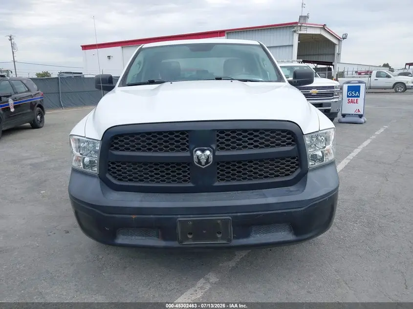 2018 RAM 1500 TRADESMAN  4X2 5'7 BOX