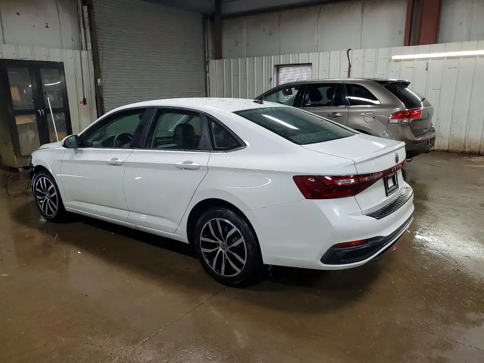 2025 VOLKSWAGEN JETTA SE  