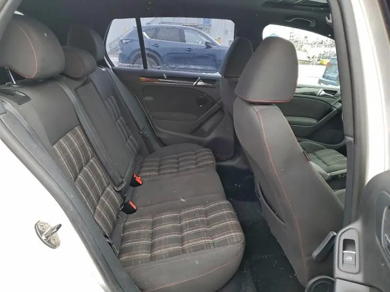 2011 VOLKSWAGEN GTI   
