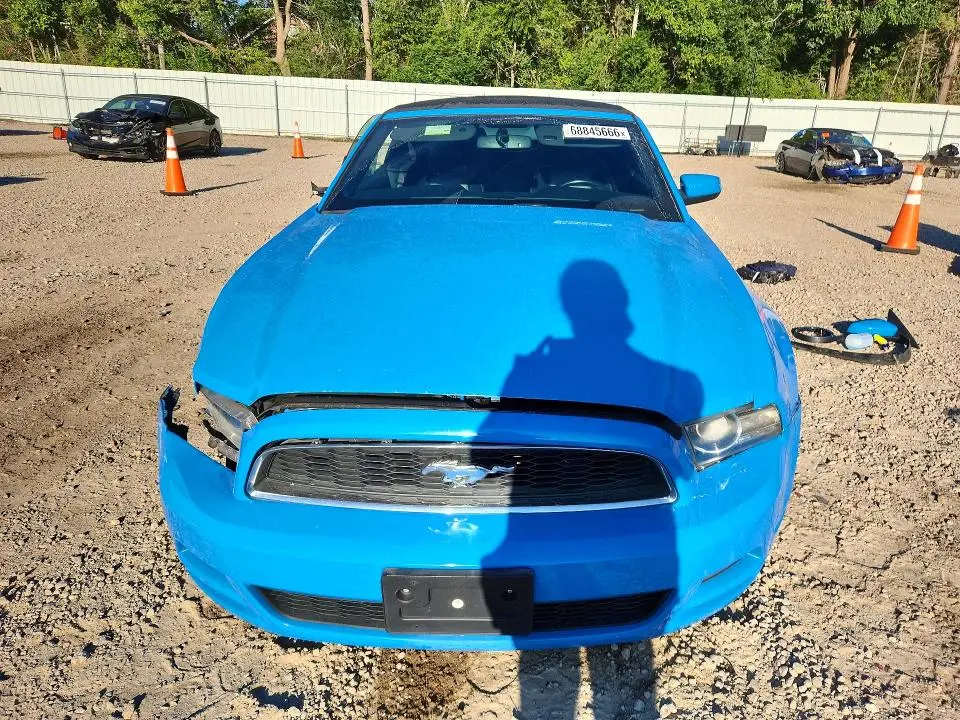 2013 FORD MUSTANG   