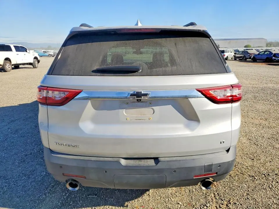 2020 CHEVROLET TRAVERSE LT  