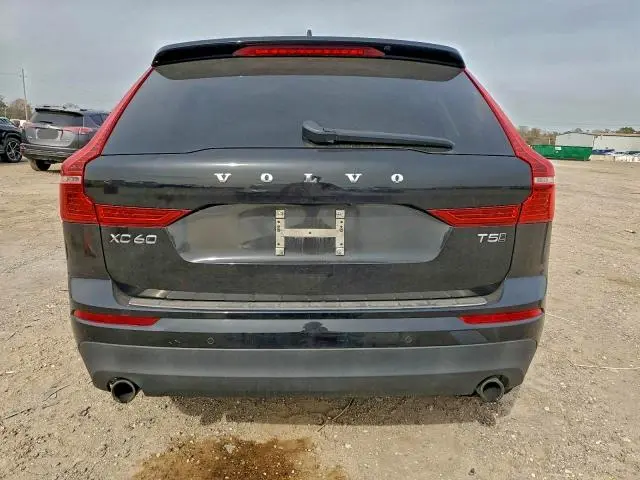 2018 VOLVO XC60 T5  