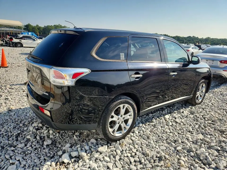 2014 MITSUBISHI OUTLANDER SE  