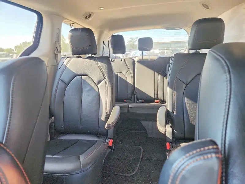 2017 CHRYSLER PACIFICA TOURING L PLUS  