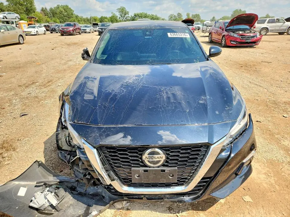 2020 NISSAN ALTIMA SL  