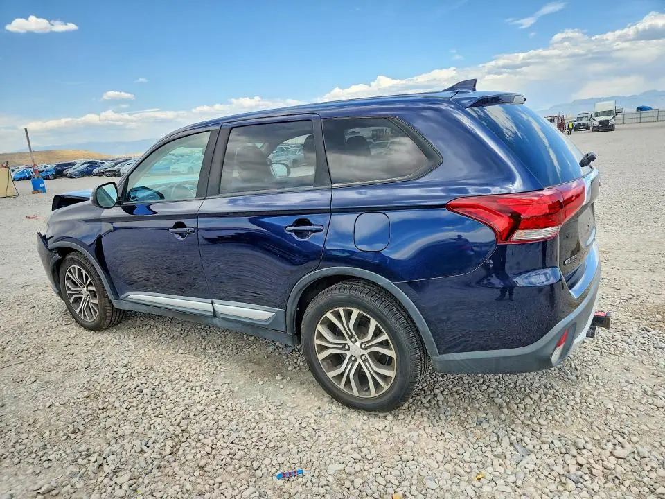 2017 MITSUBISHI OUTLANDER SE  