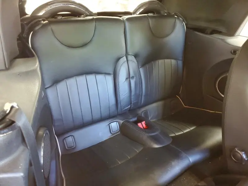 2012 MINI COOPER BASE  