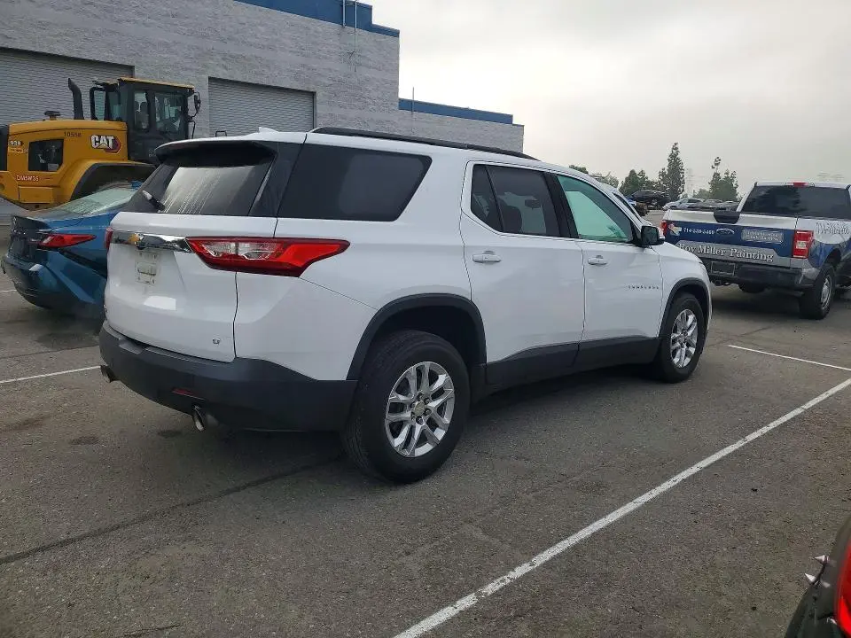 2020 CHEVROLET TRAVERSE LT  
