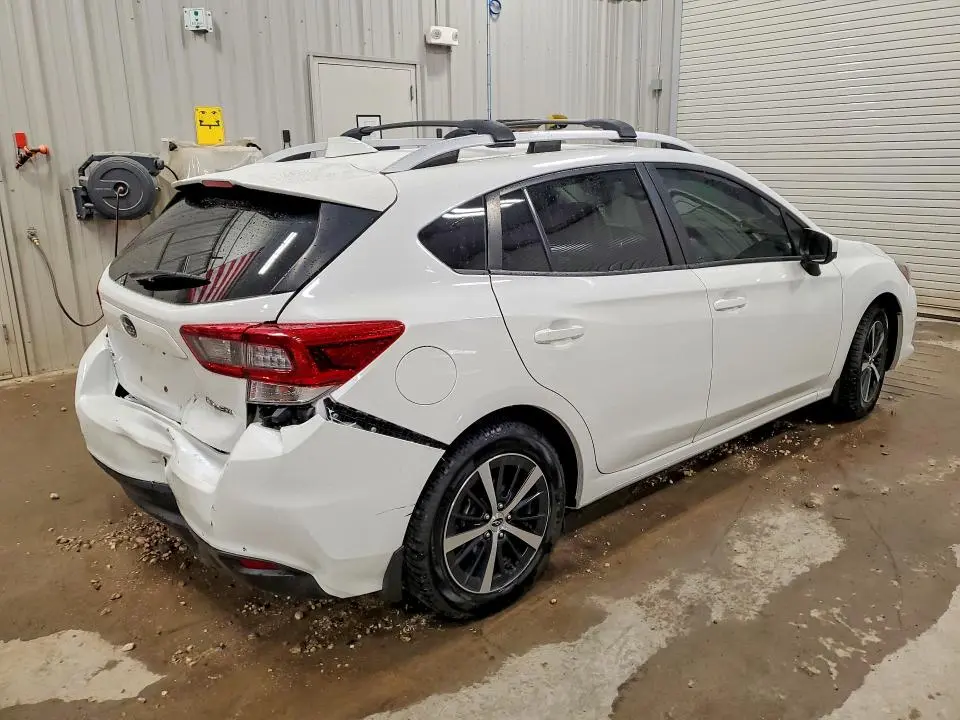 2022 SUBARU IMPREZA PREMIUM  