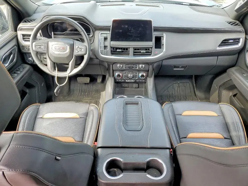 2024 GMC YUKON   