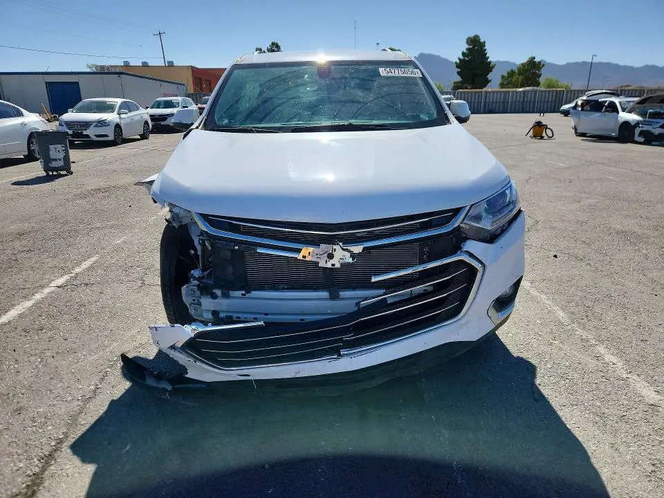 2021 CHEVROLET TRAVERSE LT  