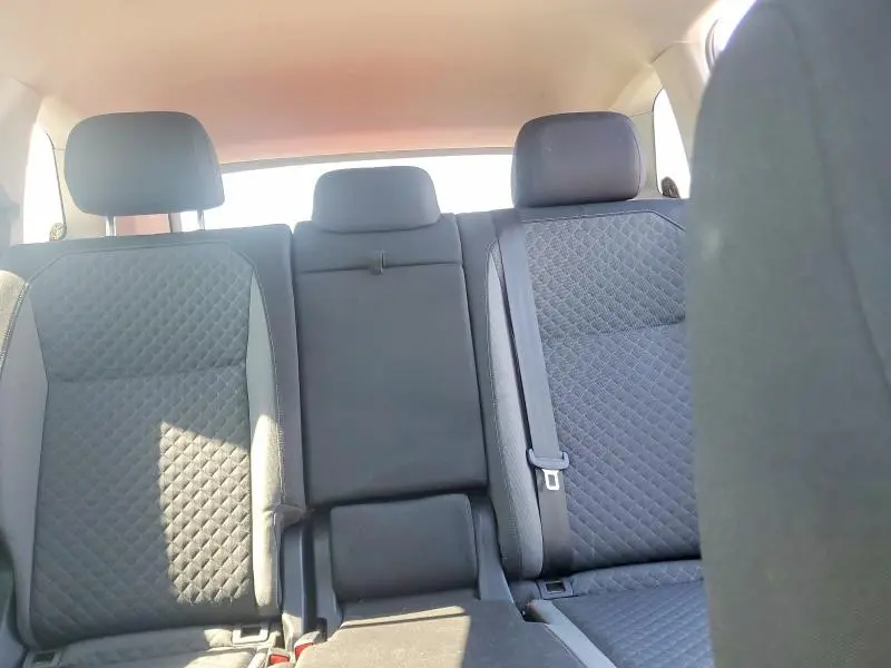 2018 VOLKSWAGEN TIGUAN S  