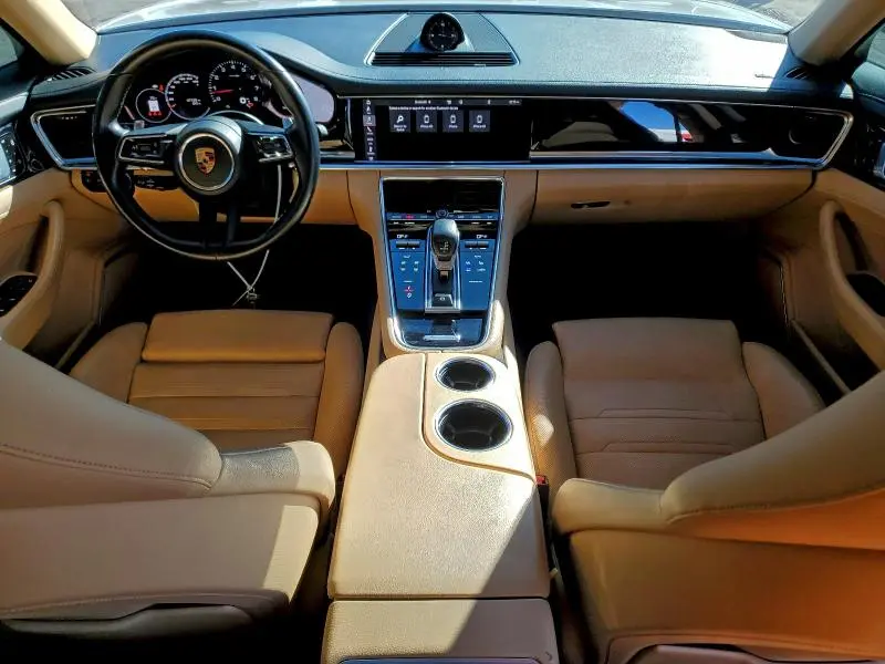 2021 PORSCHE PANAMERA BASE  