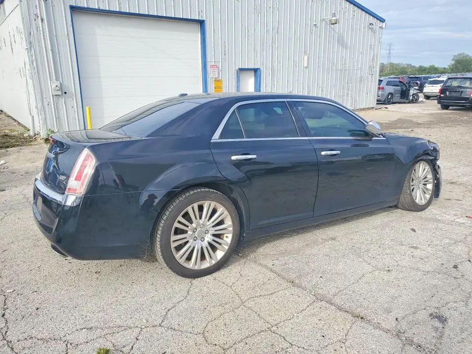 2012 CHRYSLER 300C   