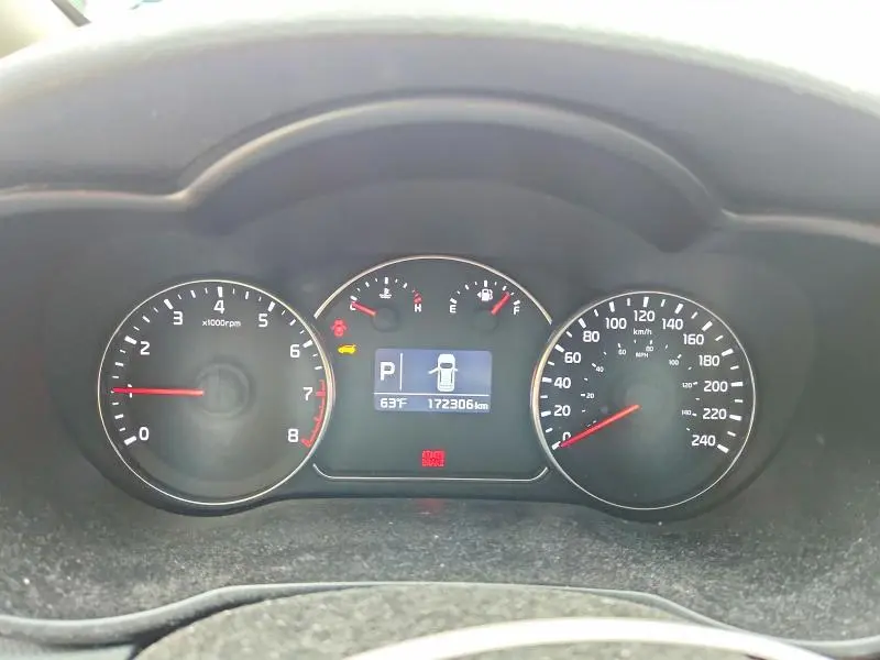 2014 KIA RONDO   