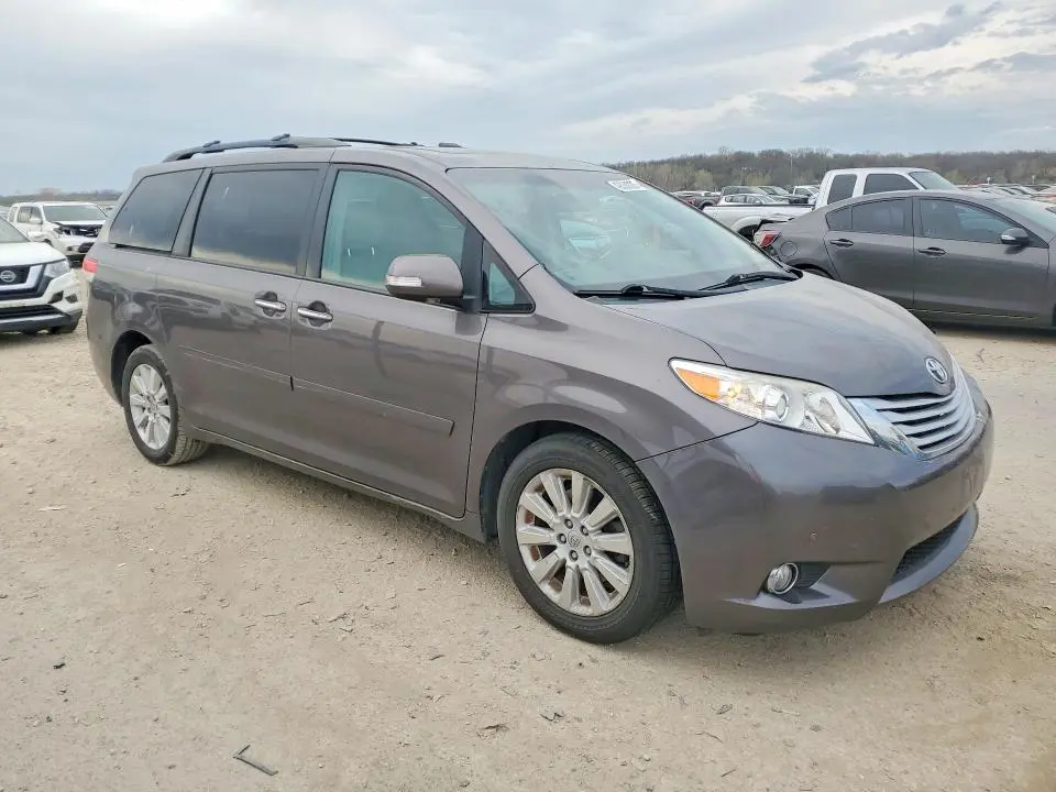 2013 TOYOTA SIENNA LIMITED 7-PASSENGER  