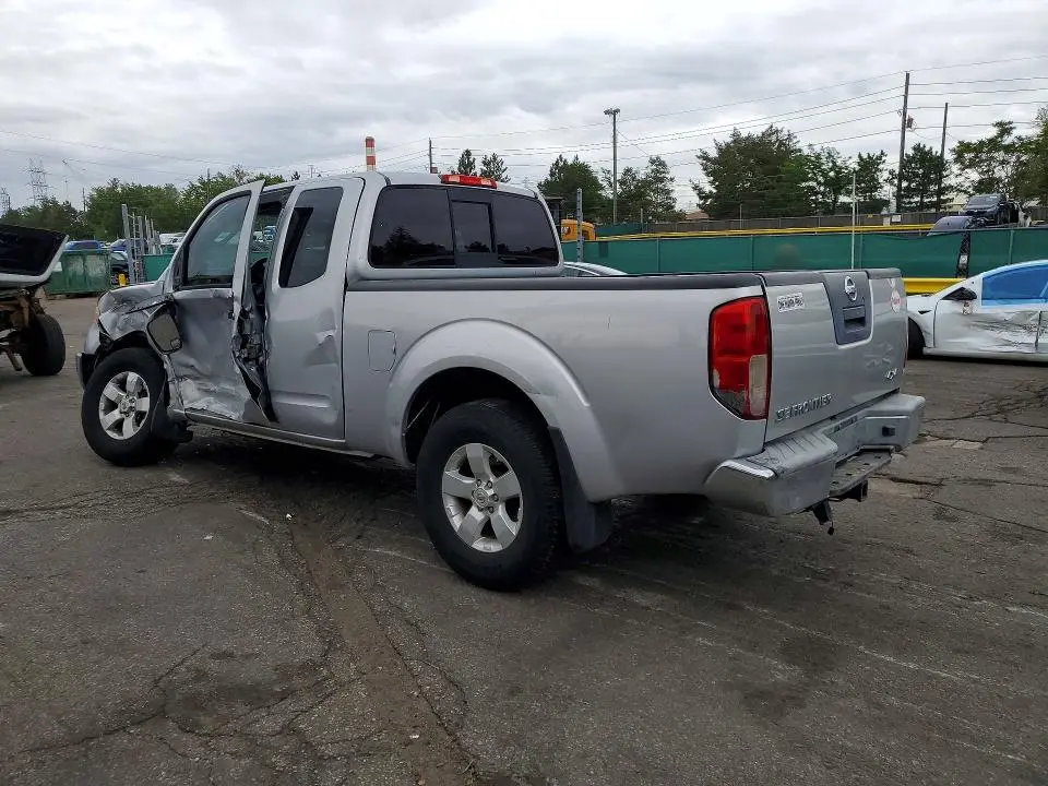 2010 NISSAN FRONTIER SE V6  
