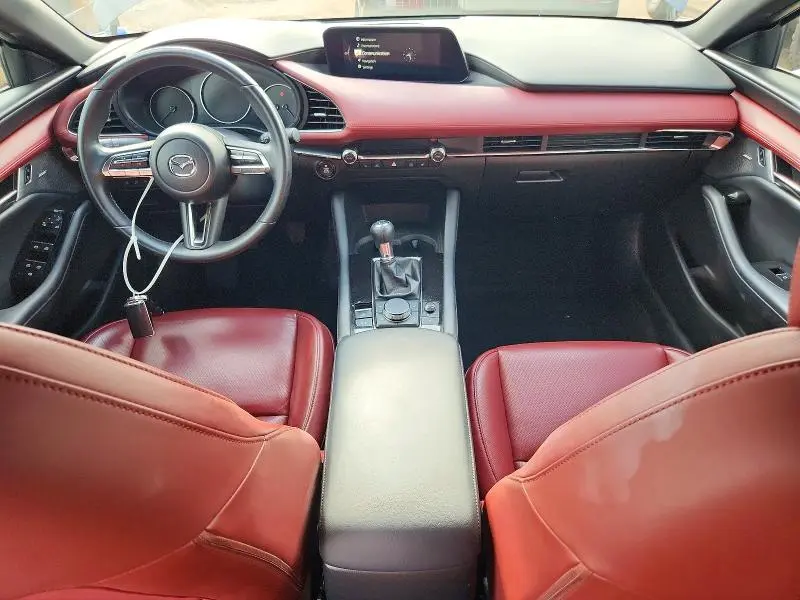 2022 MAZDA 3 PREMIUM  