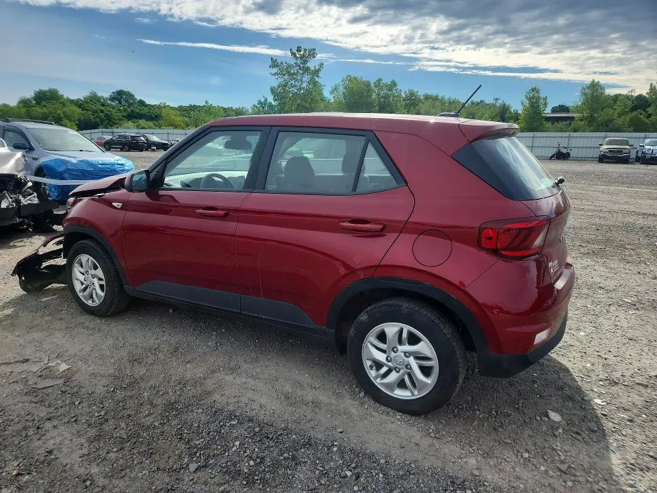 2025 HYUNDAI VENUE SE  