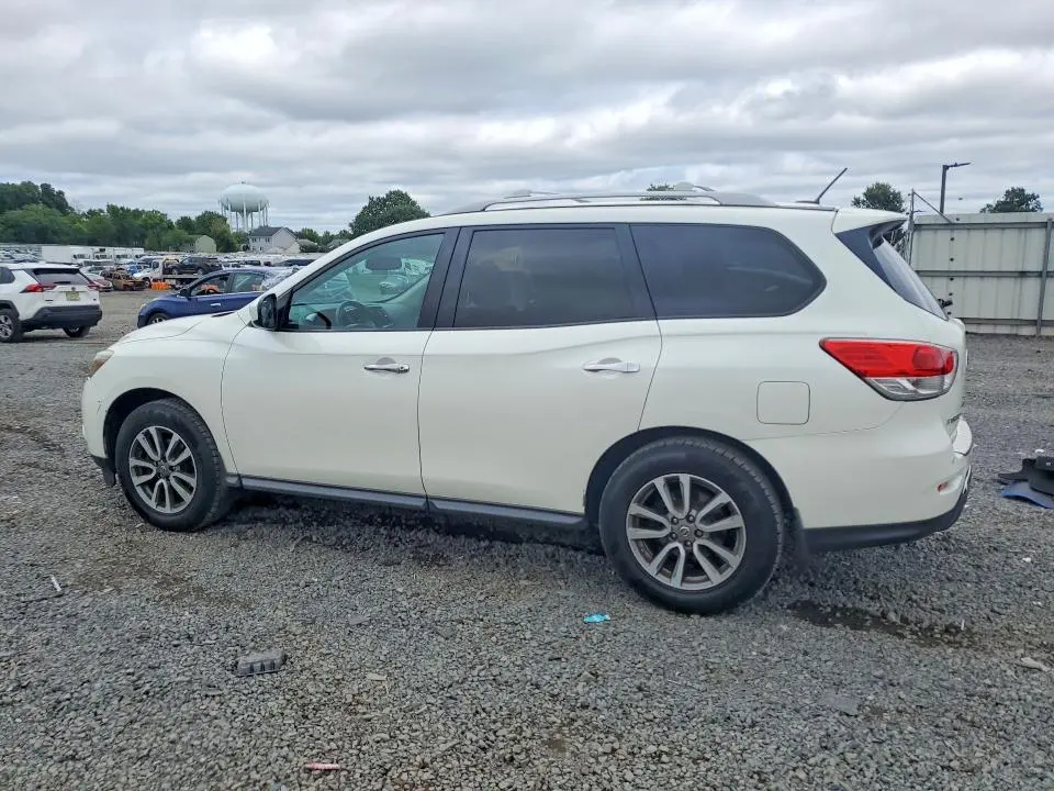 2016 NISSAN PATHFINDER SV  