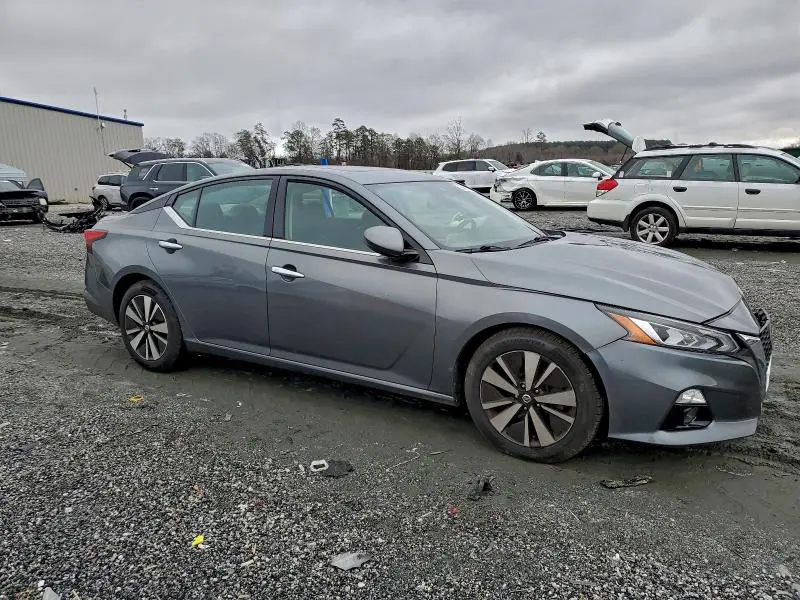 2020 NISSAN ALTIMA SL  