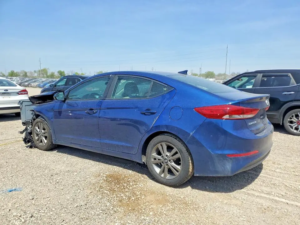 2017 HYUNDAI ELANTRA SE  