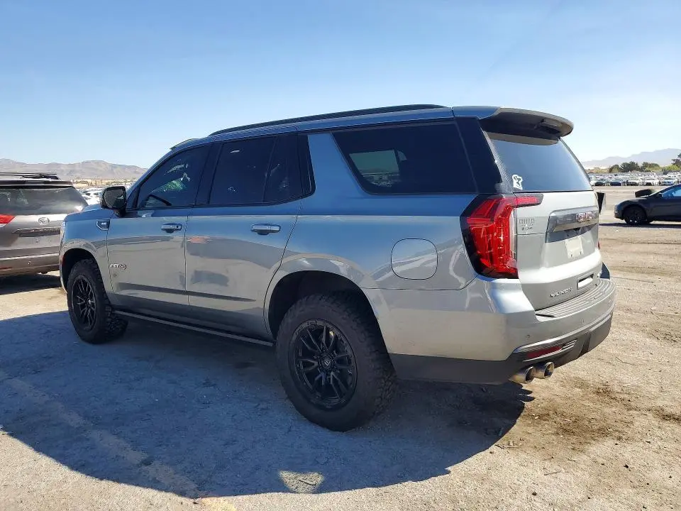 2023 GMC YUKON AT4  
