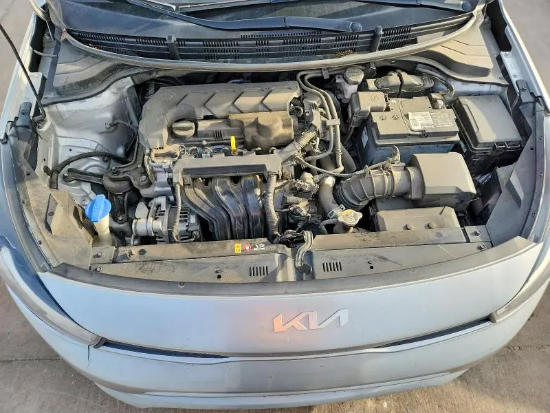 2022 KIA RIO LX  